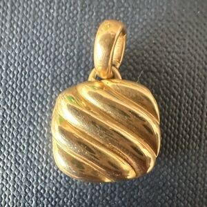 Authentic DAVID YURMAN SCULPTED CABLE SQUARE LOCKET